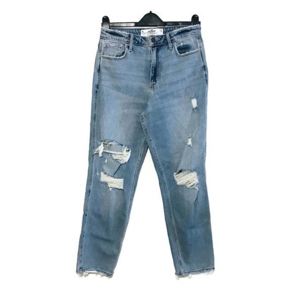 Hollister Distressed Curvy High-Rise Mom Jeans Women’s Size 27 Junior’s size 5
